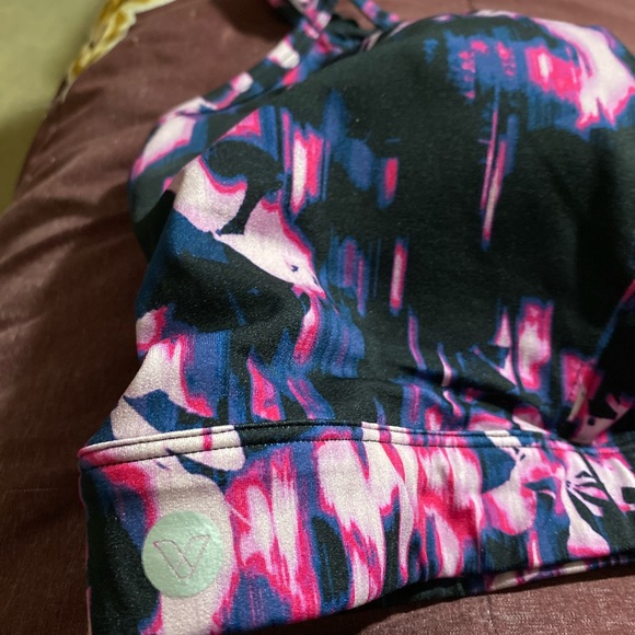 Livi Activ Fit Sports Bra NWOT - Picture 3 of 12